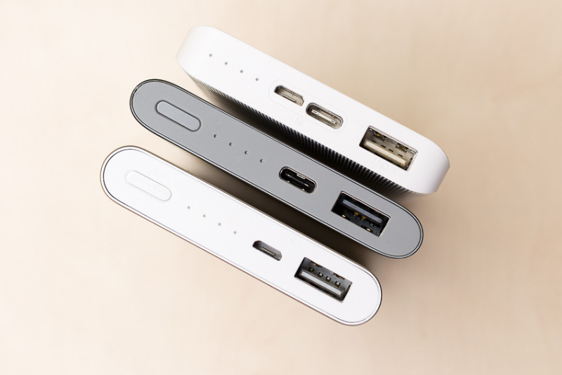 Mi Power Bank 2 в сравнении с конкурентом