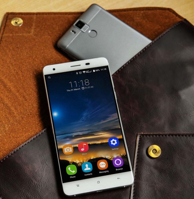 Практичный OUKITEL K6000 Pro