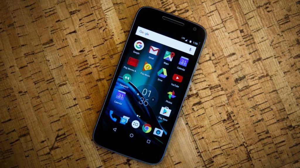 Стильный и элегантный Motorola Moto G4 Play