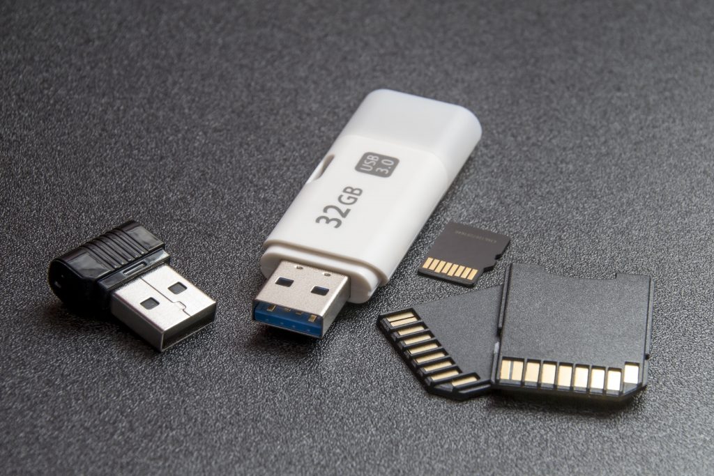 Как снять защиту от записи с usb флешки