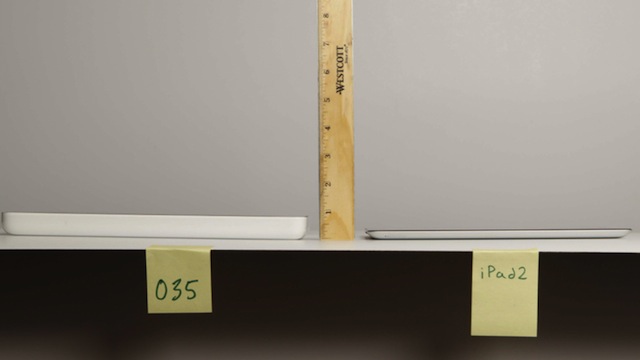 Ширина прототипа 035 в сравнении с iPad2