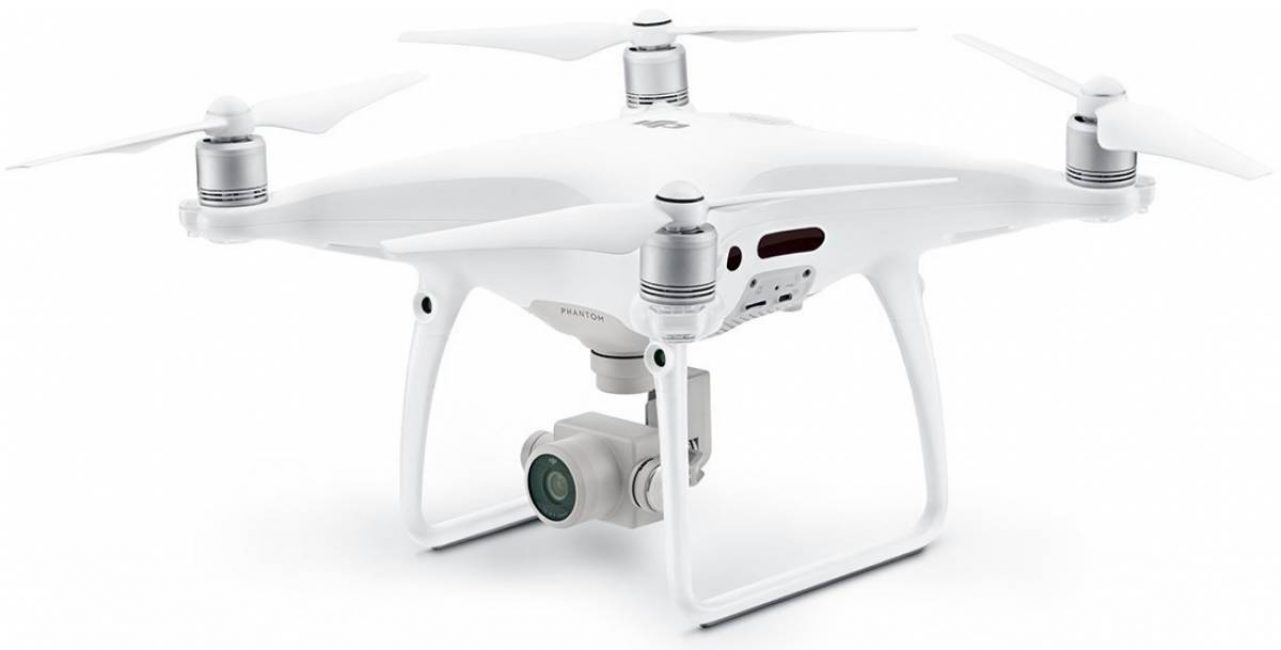 Квадрокоптер DJI Phantom 4 Pro